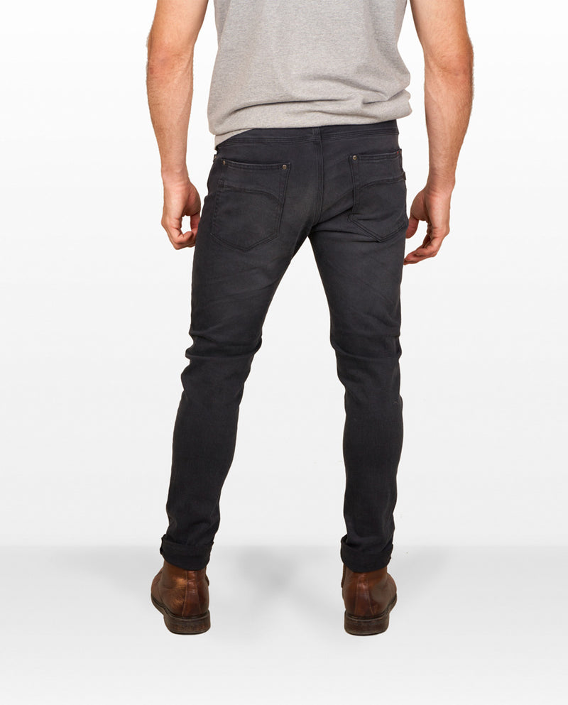 Vaquero de hombre slim fit en color negro