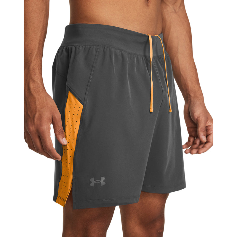 Short de hombre UA Launch Elite 7 color gris